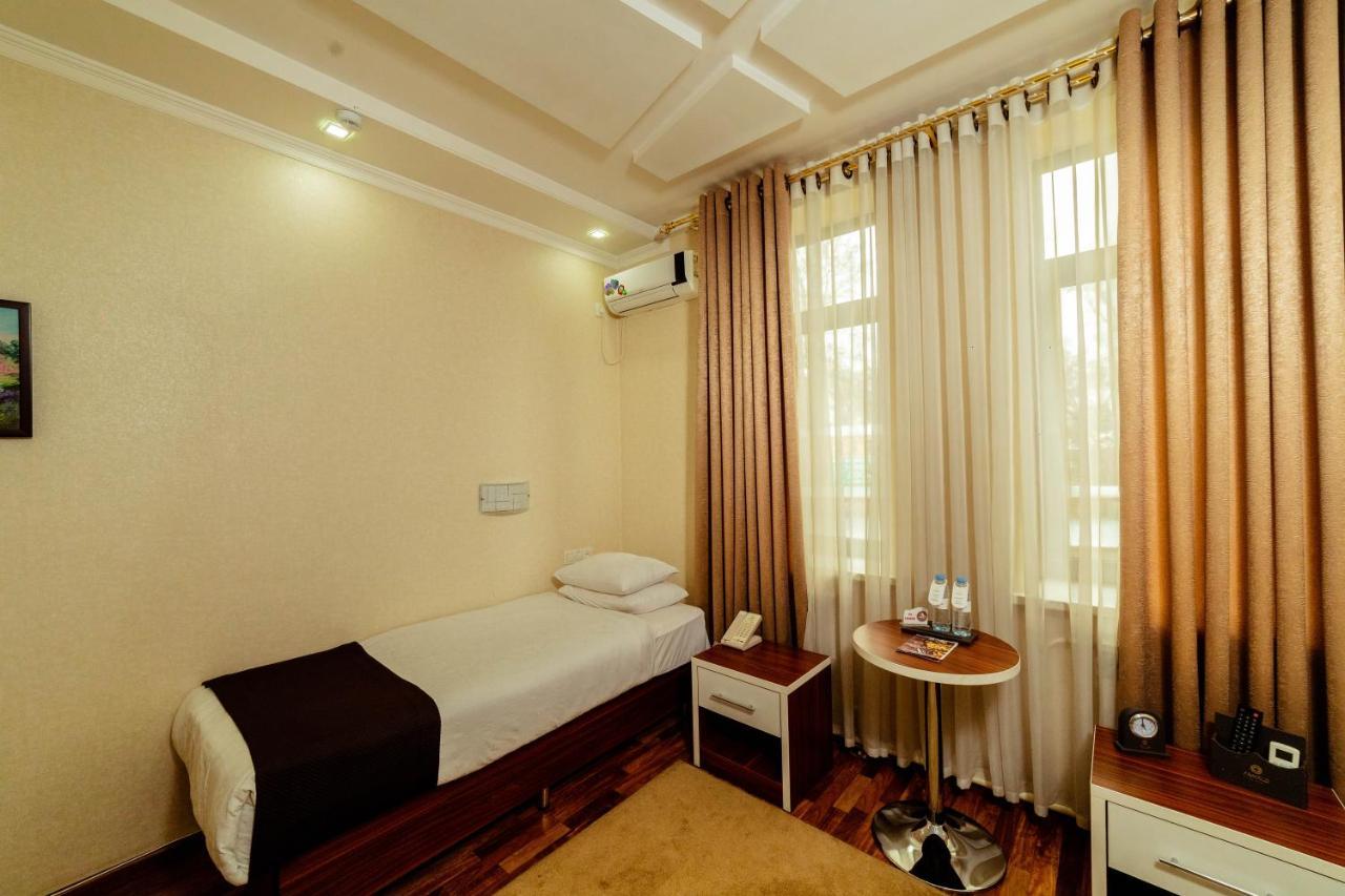 Asmald Palace Hotel Qo‘qon Exteriér fotografie